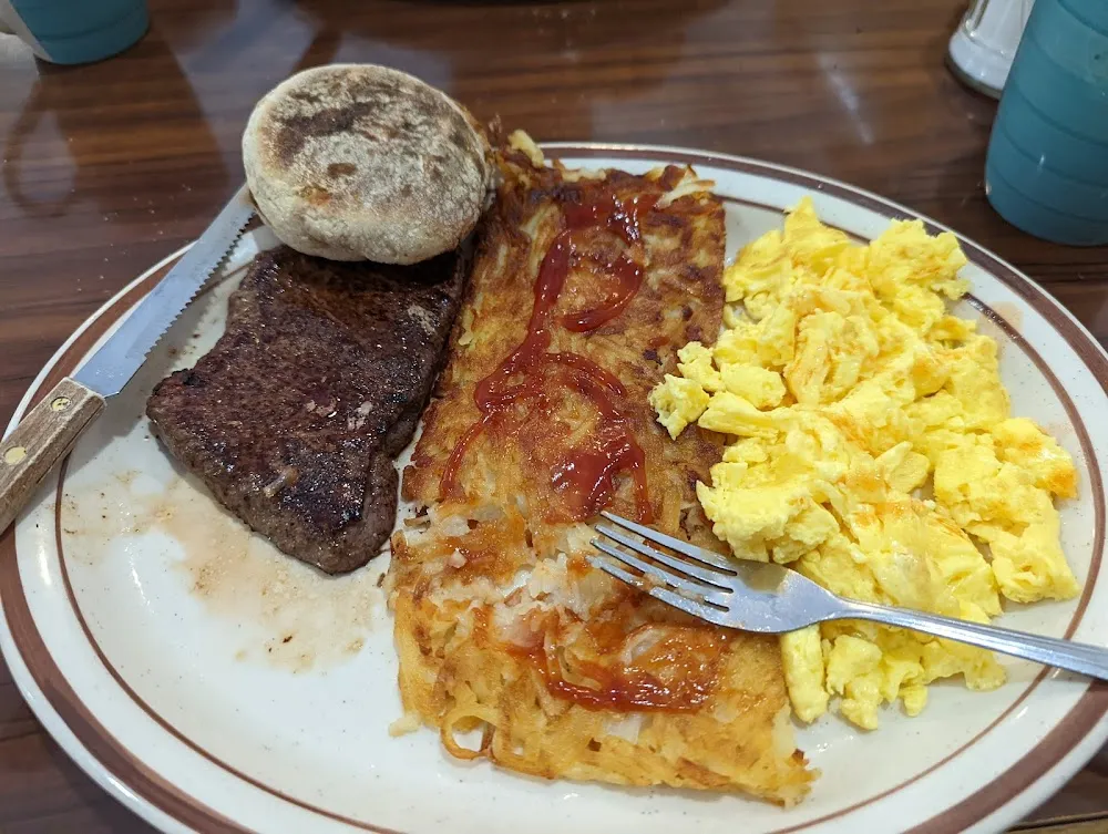 6 Oz Steak and Hash Brown Breakfast