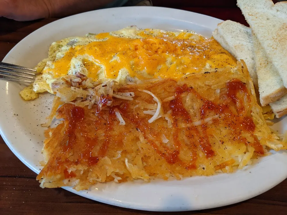 Omelet with Hash Browns